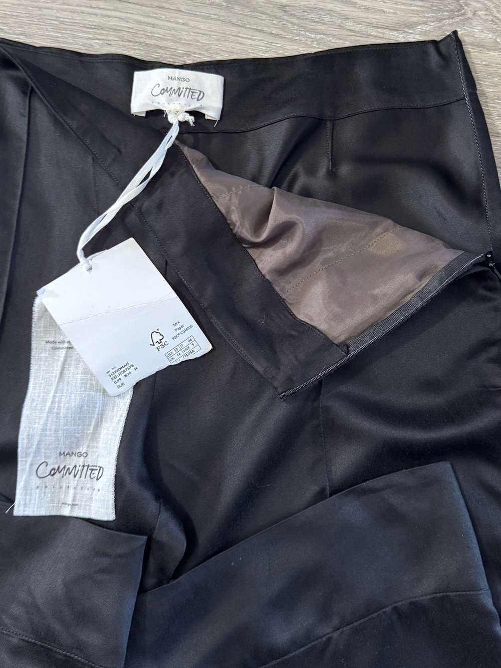 Mango Committed Black Satin Wide-Leg Trousers Pants NWT Sz 10 - Picture 4 of 14